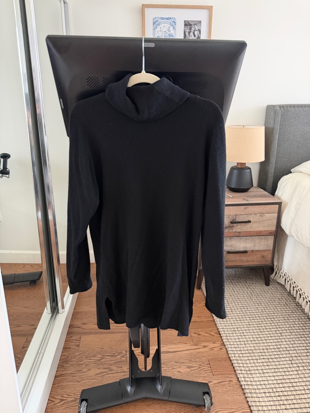 100% Cashmere Black Turtleneck Long Sleeve Sweater